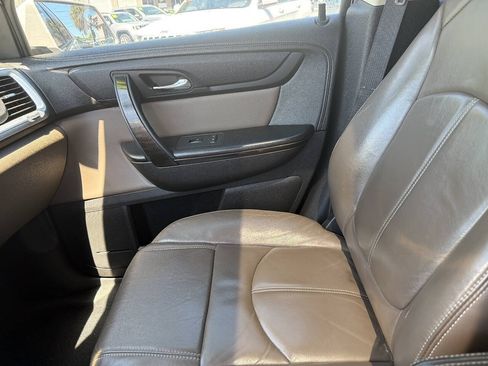 Used 2014 GMC Acadia SLT FWD image 20