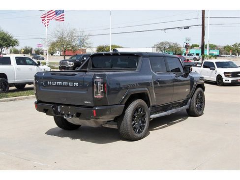 Used 2025 GMC Hummer EV 2X image 6