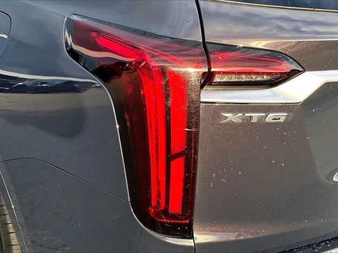 New 2025 Cadillac XT6 Premium Luxury image 31