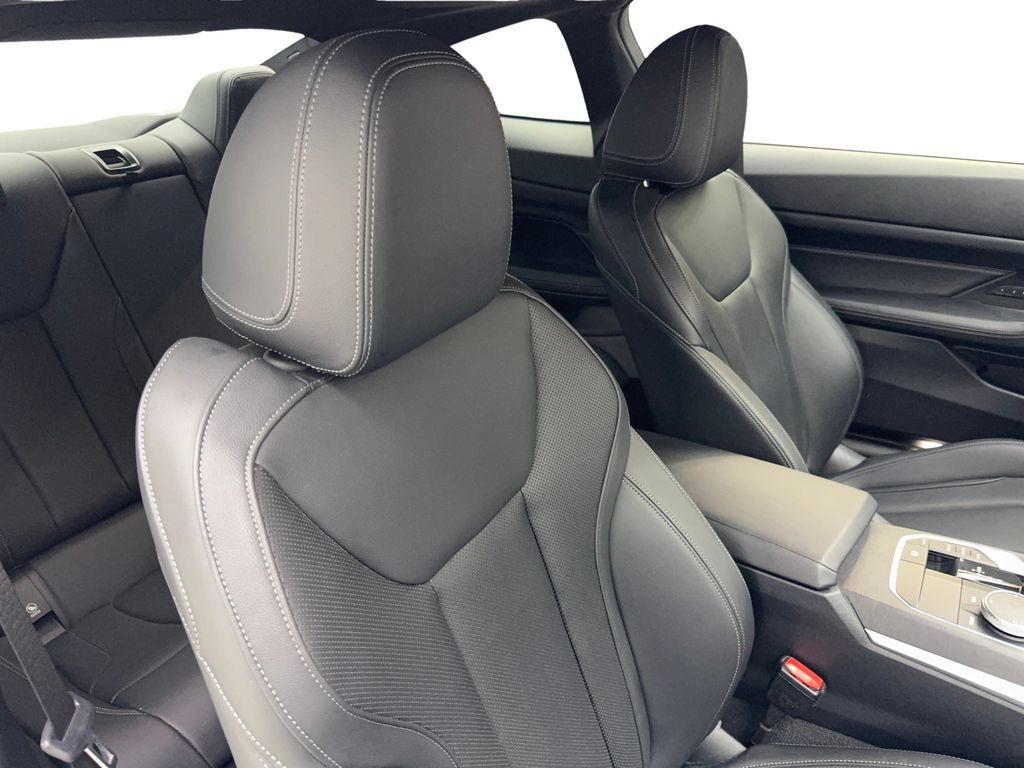 Used 2022 BMW 430i Coupe w/ Convenience Package RWD image 39