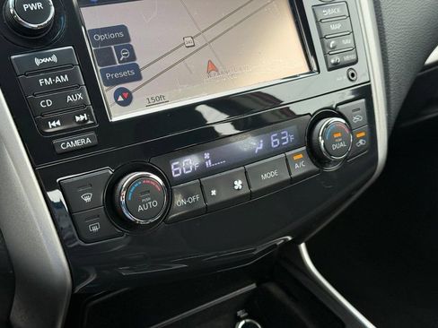 Used 2013 Nissan Altima 2.5 SV w/ 2.5SV Convenience Pkg FWD image 18