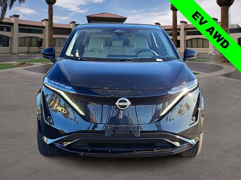 Used 2023 Nissan Ariya AWD image 3