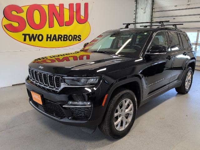 Used 2024 Jeep Grand Cherokee Limited w/ Luxury Tech Group II AWD/4WD image 1