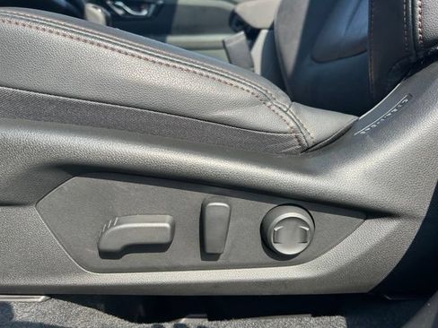 Used 2025 Subaru Forester Touring AWD/4WD image 15