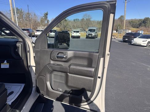 New 2026 Chevrolet Silverado 2500 Custom w/ Custom Value Package image 25