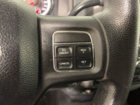 Used 2014 RAM 1500 Express image 20