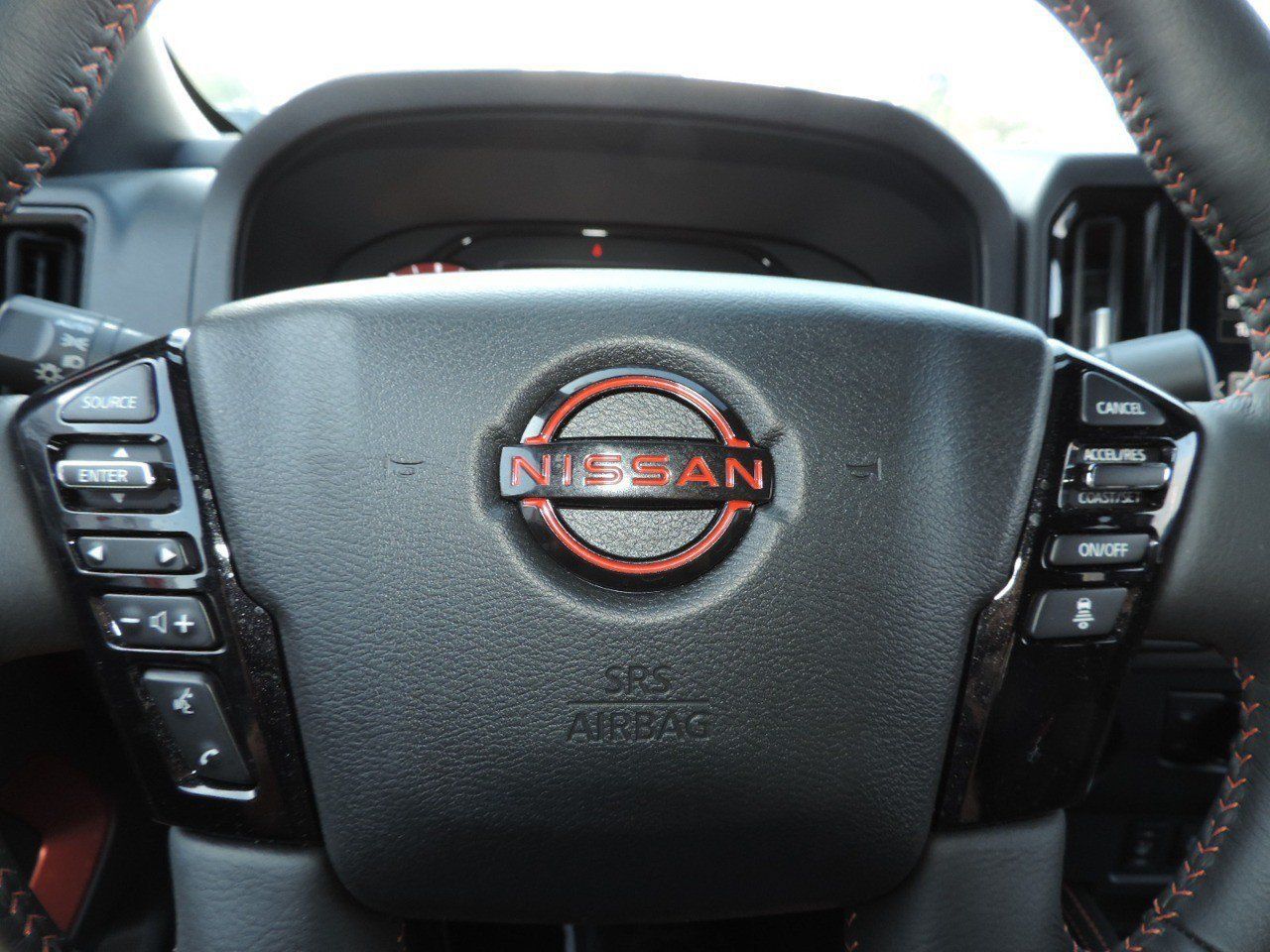 Used 2026 Nissan Frontier Pro-X w/ Pro-X Convenience Package RWD image 26