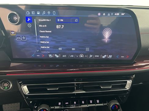 New 2026 Chevrolet Traverse RS image 12