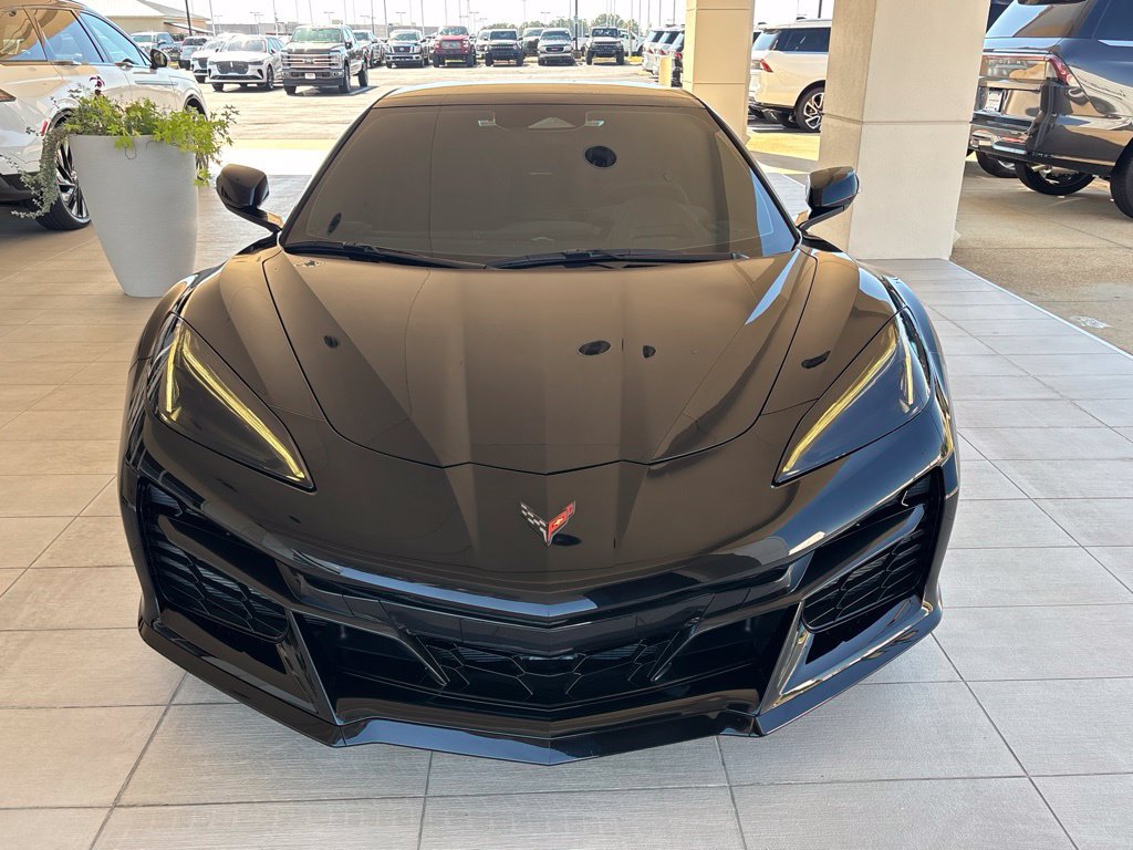 Used 2025 Chevrolet Corvette Z06 RWD image 46