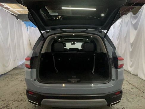 Certified 2023 Honda Pilot Touring image 18