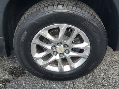 Used 2019 Chevrolet Traverse LS image 8