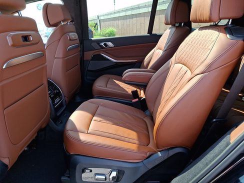 New 2027 BMW X7 xDrive40i w/ M Sport Package AWD/4WD image 5
