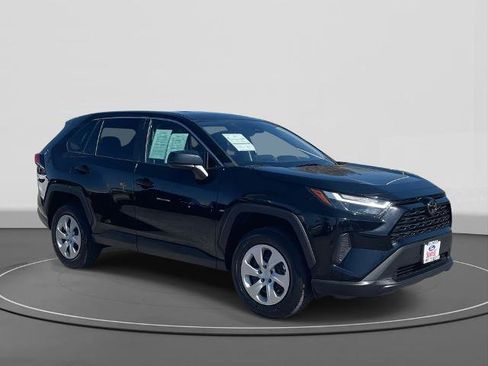 Used 2024 Toyota RAV4 LE image 4