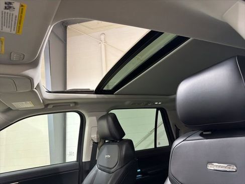 Used 2025 Ford Expedition Platinum image 21