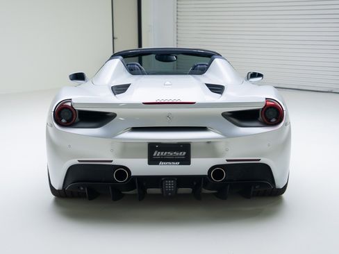 Used 2017 Ferrari 488 Spider RWD image 27