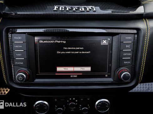 Used 2015 Ferrari California T image 29