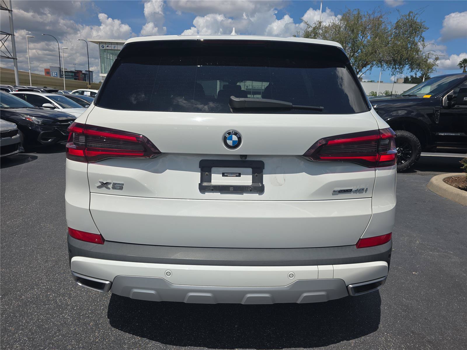 Certified 2023 BMW X5 sDrive40i w/ Climate Comfort Package RWD image 4