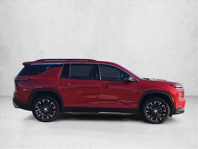 Certified 2025 Chevrolet Traverse LT w/ Sun and Wheel Package FWD image 4