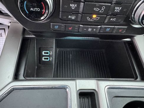 Used 2017 Ford F150 Lariat w/ Equipment Group 502A Luxury image 20