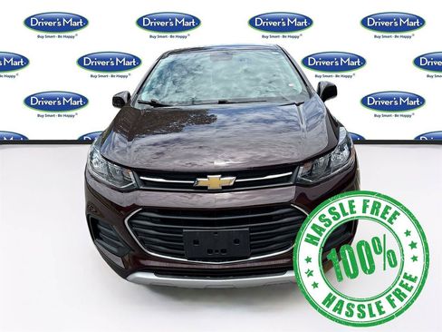 Used 2021 Chevrolet Trax LS w/ Tint and Cruise Package AWD/4WD image 2