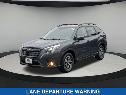 Certified 2023 Subaru Forester Premium image 8