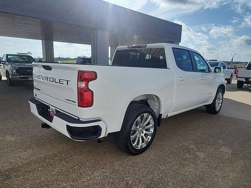 Used 2026 Chevrolet Silverado 1500 Custom w/ LPO, Dark Essentials Package RWD image 8