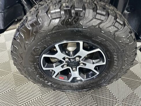 Certified 2019 Jeep Wrangler Unlimited Rubicon AWD/4WD image 9