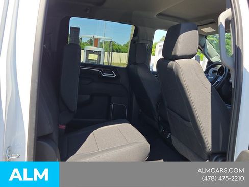 Used 2025 Chevrolet Silverado 2500 LT w/ Convenience Package AWD/4WD image 17