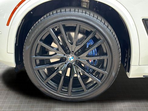 Used 2021 BMW X5 sDrive40i w/ M Sport Package RWD image 48