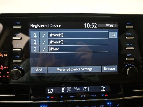 Used 2021 Toyota Sienna Limited w/ Protection Package (TMS) FWD image 17