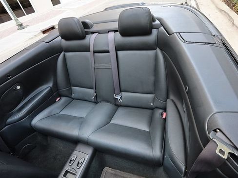 Used 2004 Volvo C70 HT FWD image 28