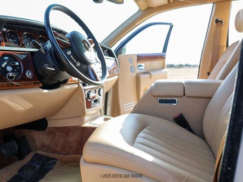 Used 2012 Rolls-Royce Phantom Sedan image 28