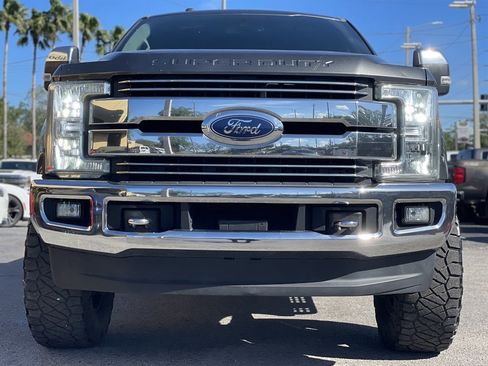 Used 2017 Ford F250 Lariat w/ Lariat Ultimate Package image 8