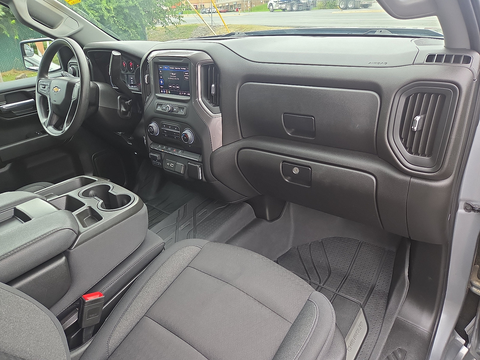 Used 2024 Chevrolet Silverado 1500 Custom AWD/4WD image 18