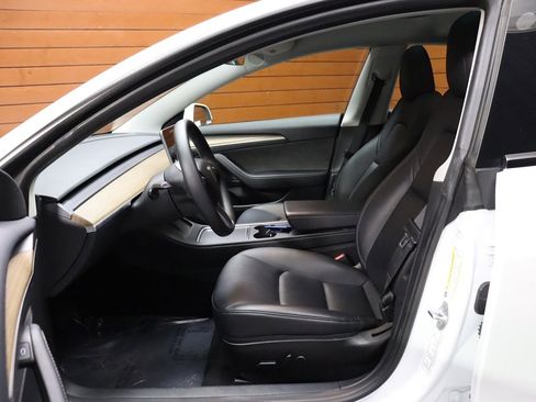 Used 2023 Tesla Model 3 Standard Range image 35