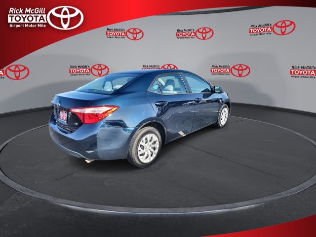 Used 2017 Toyota Corolla LE FWD image 8