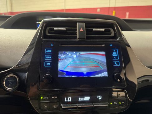 Used 2016 Toyota Prius Two FWD image 29