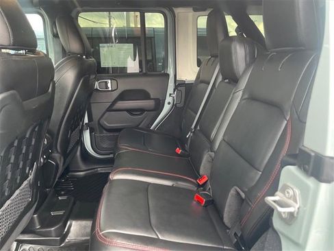 Used 2023 Jeep Wrangler Unlimited Rubicon w/ LED Lighting Group image 18