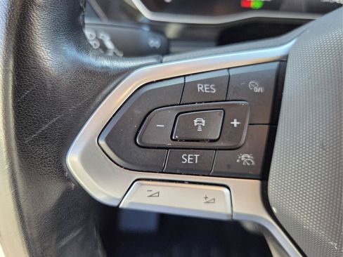 Used 2024 Volkswagen Jetta SE FWD image 28