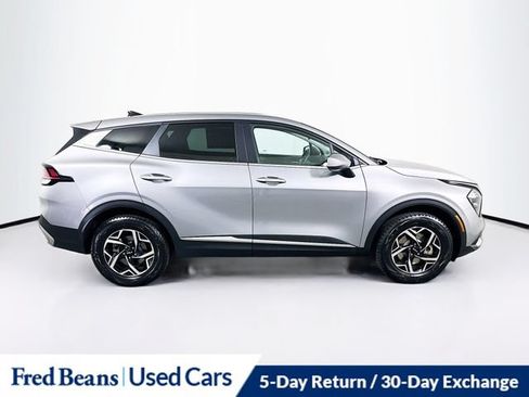 Used 2023 Kia Sportage LX AWD/4WD image 12
