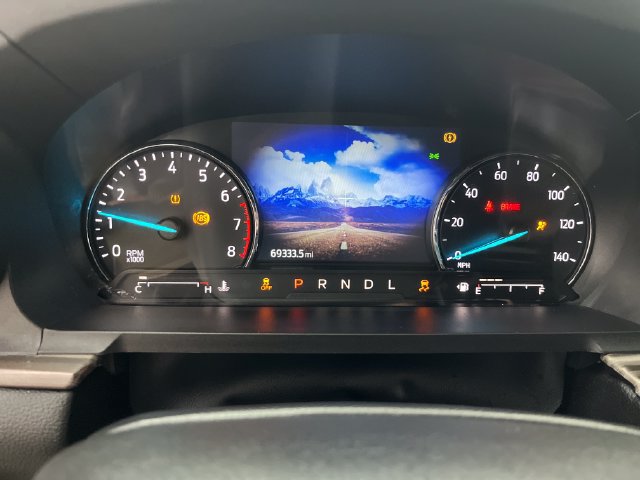 Used 2024 Ford Explorer Limited RWD image 17