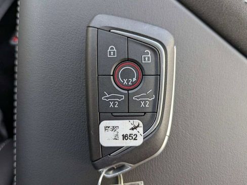 Used 2026 Chevrolet Corvette Stingray Coupe w/ 1LT RWD image 31