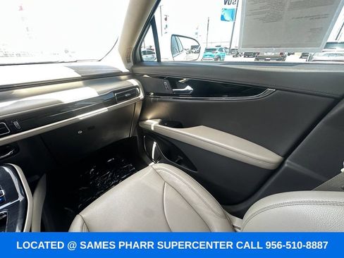 Used 2023 Lincoln Nautilus FWD w/ Premium Package image 15