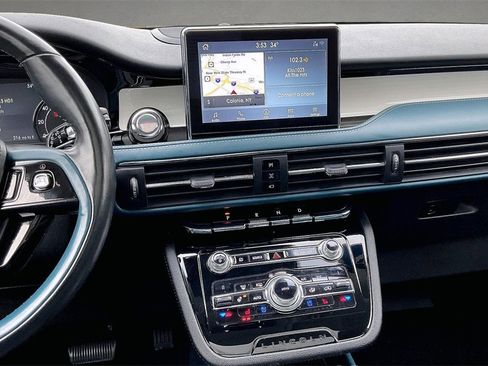 Used 2020 Lincoln Corsair Reserve w/ Elements Package image 9