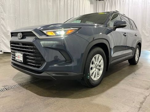 Certified 2024 Toyota Grand Highlander AWD Hybrid image 27