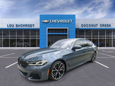 Used 2023 BMW 530i w/ M Sport Package RWD image 4