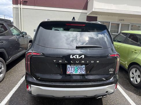 Used 2023 Kia Telluride SX AWD/4WD image 5