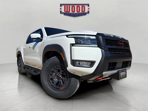 New 2026 Nissan Frontier PRO-4X w/ Tow Package image 4