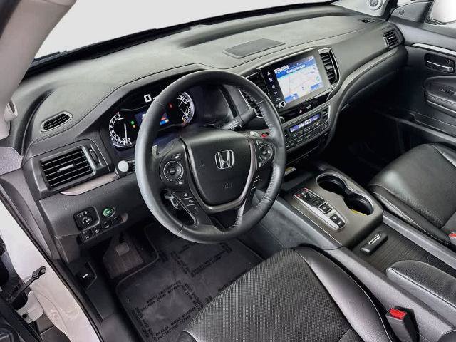 Used 2023 Honda Ridgeline RTL-E image 2