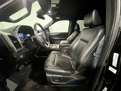 Used 2021 Ford Expedition XLT AWD/4WD image 14